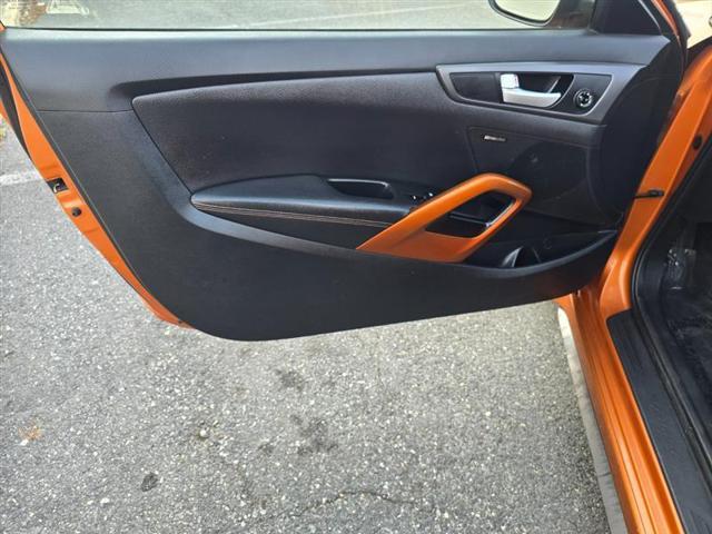 used 2016 Hyundai Veloster car