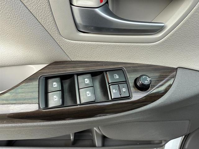 used 2017 Toyota Sienna car, priced at $22,995