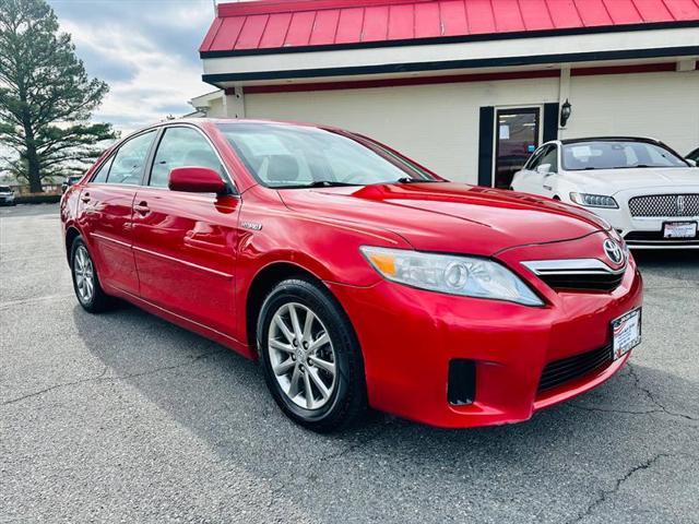 used 2011 Toyota Camry Hybrid car, priced at $10,495