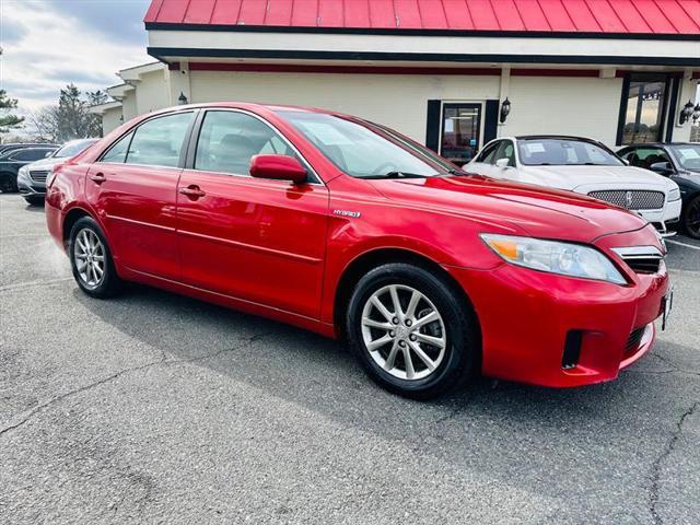 used 2011 Toyota Camry Hybrid car, priced at $10,495