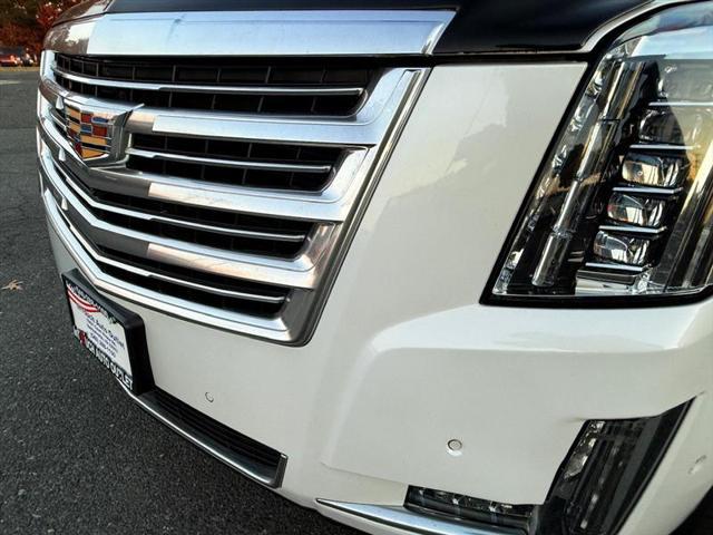 used 2018 Cadillac Escalade ESV car, priced at $29,995