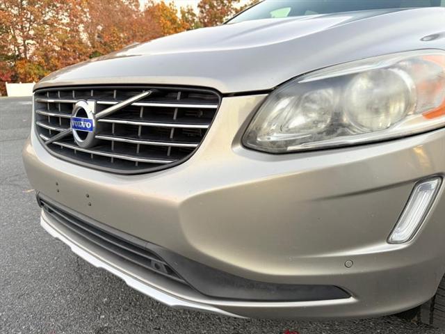 used 2015 Volvo XC60 car, priced at $13,995