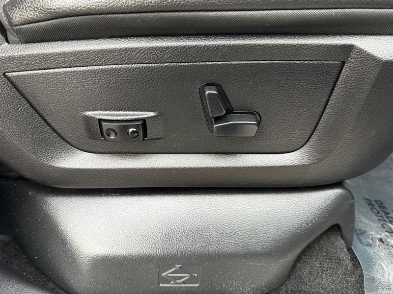 used 2015 Ram 1500 car, priced at $22,995