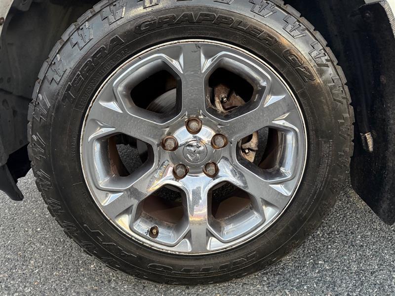 used 2013 Ram 1500 car, priced at $19,995