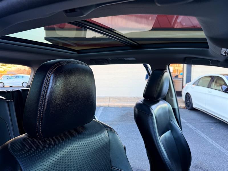 used 2016 Toyota Highlander Hybrid car, priced at $19,995