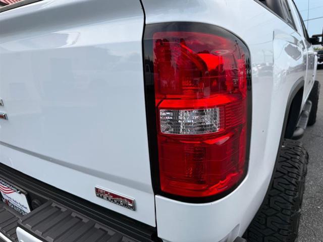 used 2018 GMC Sierra 2500 car, priced at $35,995