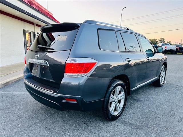 used 2012 Toyota Highlander car, priced at $17,995