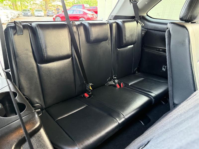used 2017 Toyota Highlander car, priced at $24,995