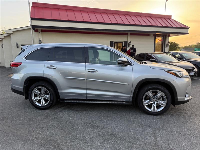 used 2017 Toyota Highlander car, priced at $24,995