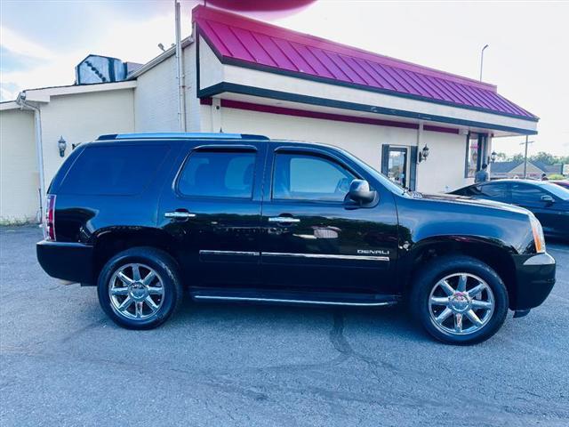 used 2012 GMC Yukon car, priced at $14,995