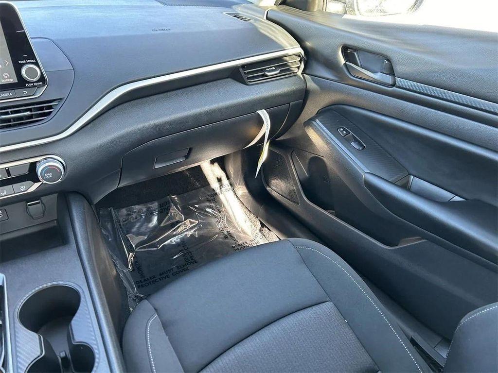 new 2025 Nissan Altima car, priced at $28,505