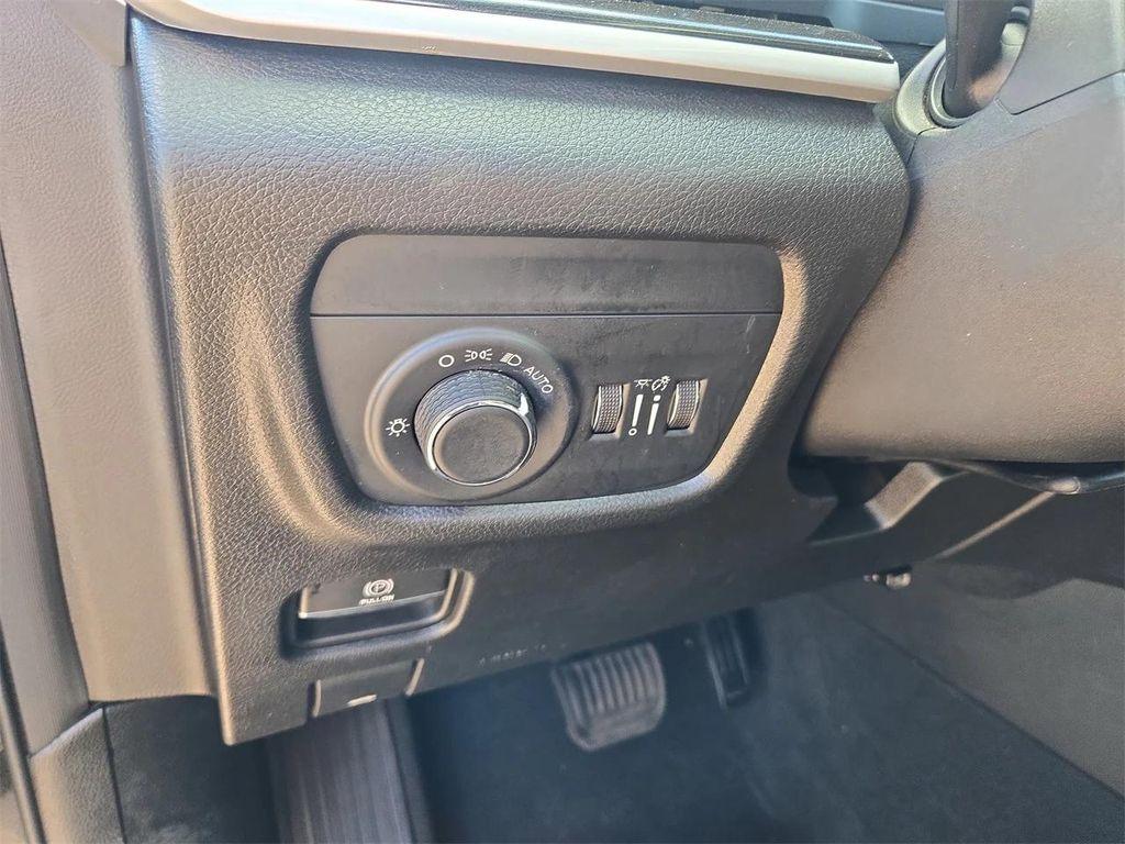 used 2023 Jeep Grand Cherokee L car, priced at $28,957