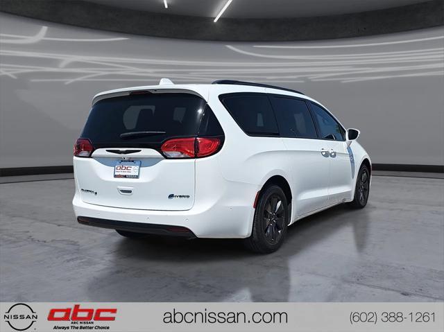 used 2020 Chrysler Pacifica Hybrid car, priced at $26,624