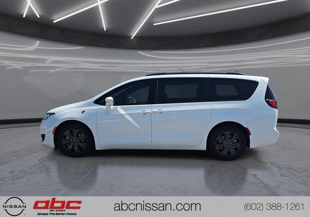 used 2020 Chrysler Pacifica Hybrid car, priced at $26,624