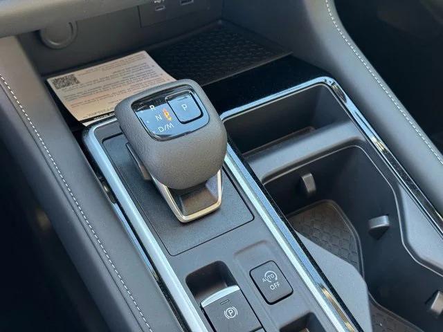 new 2025 Nissan Pathfinder car, priced at $41,880