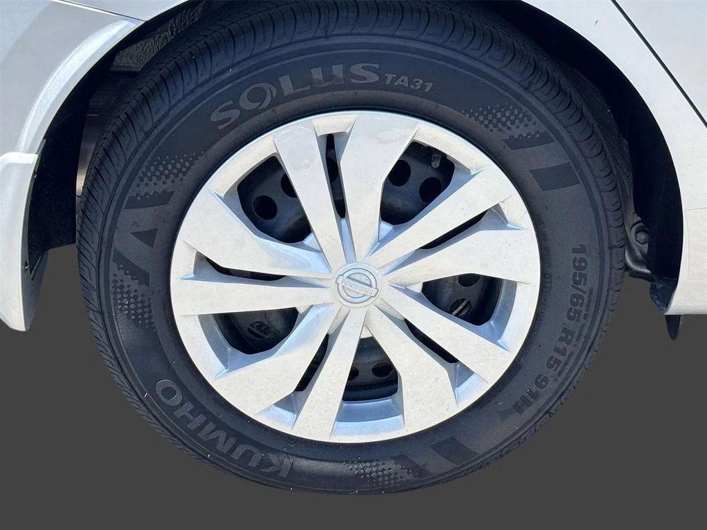 new 2025 Nissan Versa car, priced at $21,325