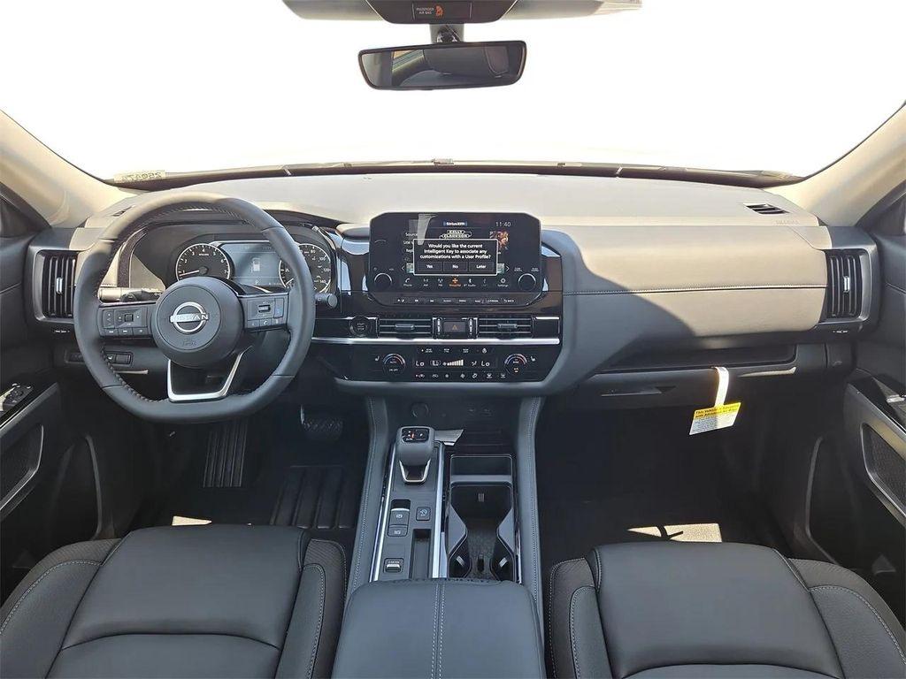 new 2025 Nissan Pathfinder car, priced at $44,705