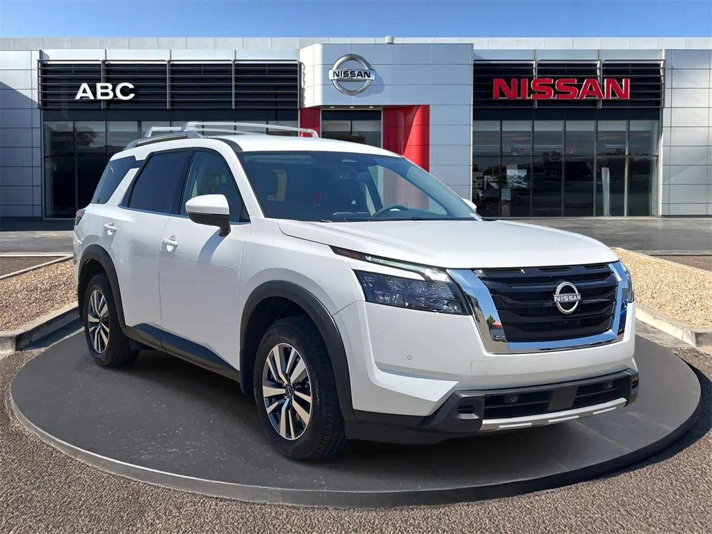 new 2025 Nissan Pathfinder car, priced at $44,705