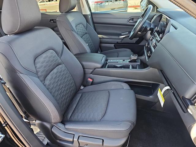 new 2025 Nissan Pathfinder car, priced at $44,835