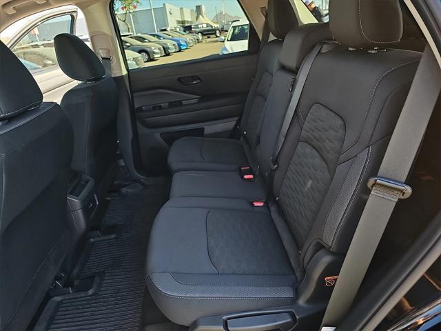 new 2025 Nissan Pathfinder car, priced at $44,835