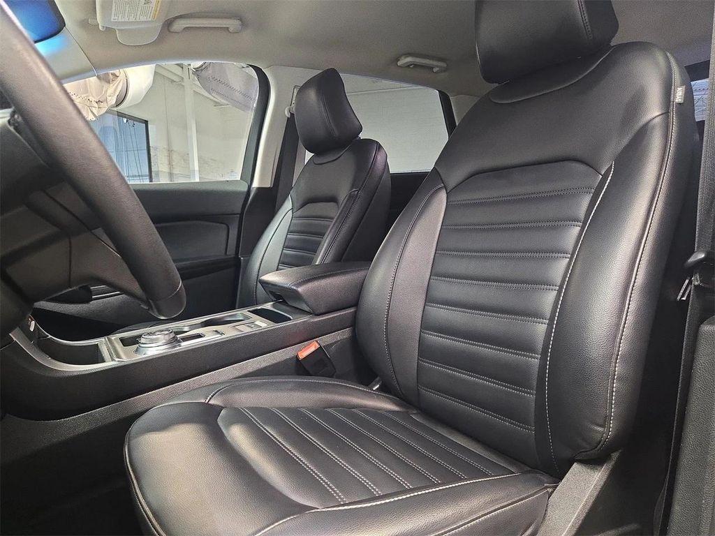 used 2022 Ford Edge car, priced at $18,995