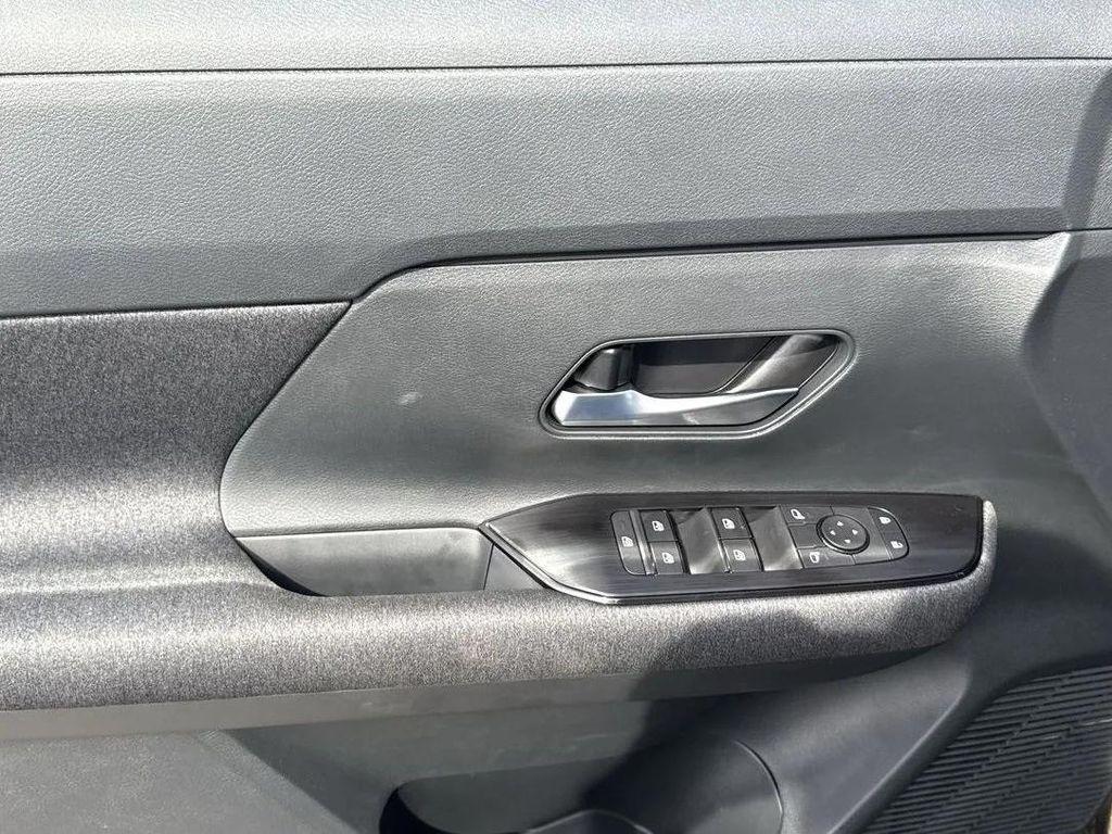 new 2025 Nissan Kicks car, priced at $25,595