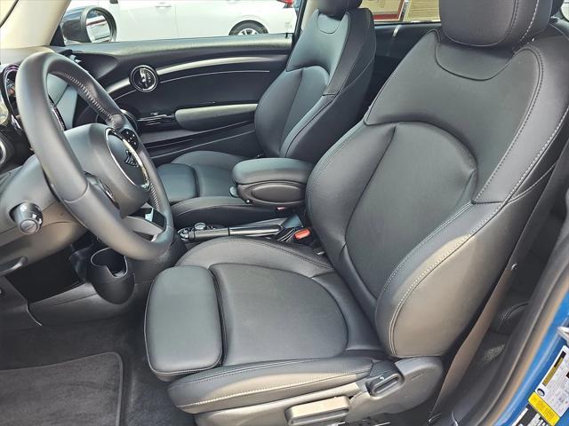used 2024 MINI Hardtop car, priced at $25,888