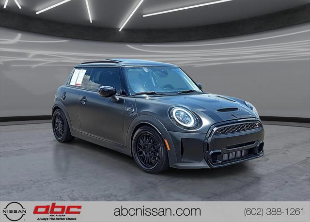 used 2024 MINI Hardtop car, priced at $25,888
