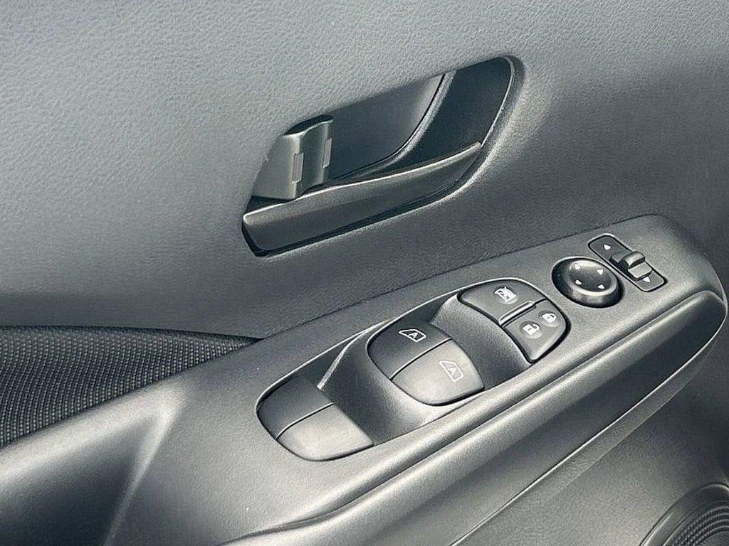 new 2025 Nissan Kicks car, priced at $23,865