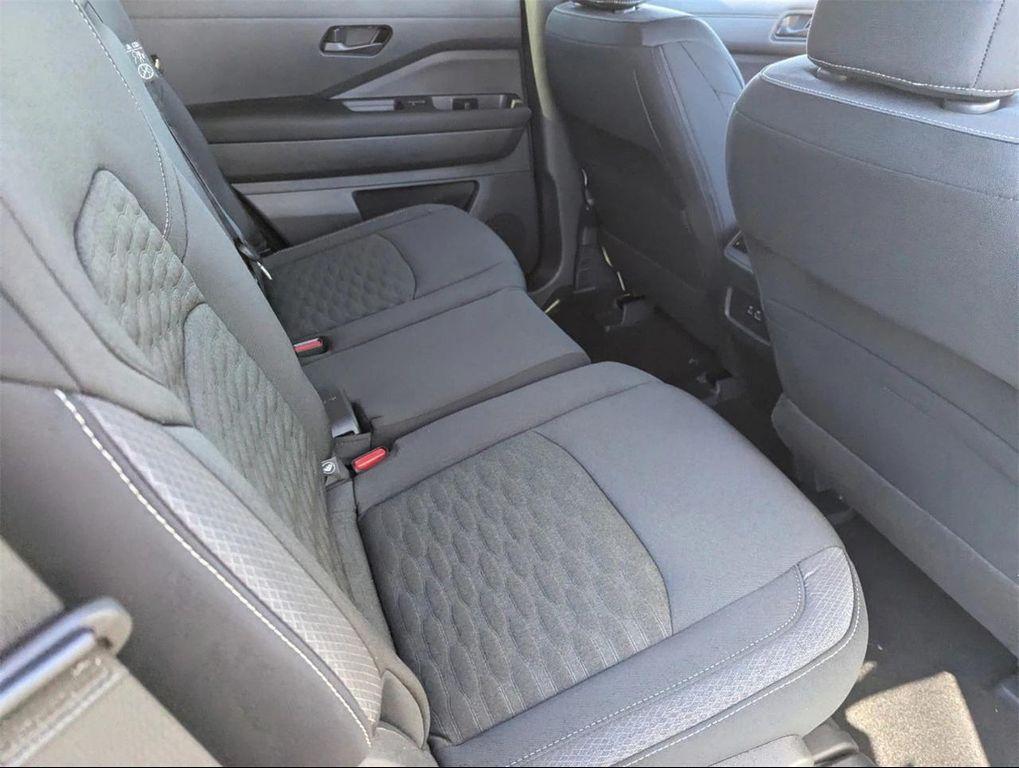 new 2025 Nissan Pathfinder car, priced at $42,260