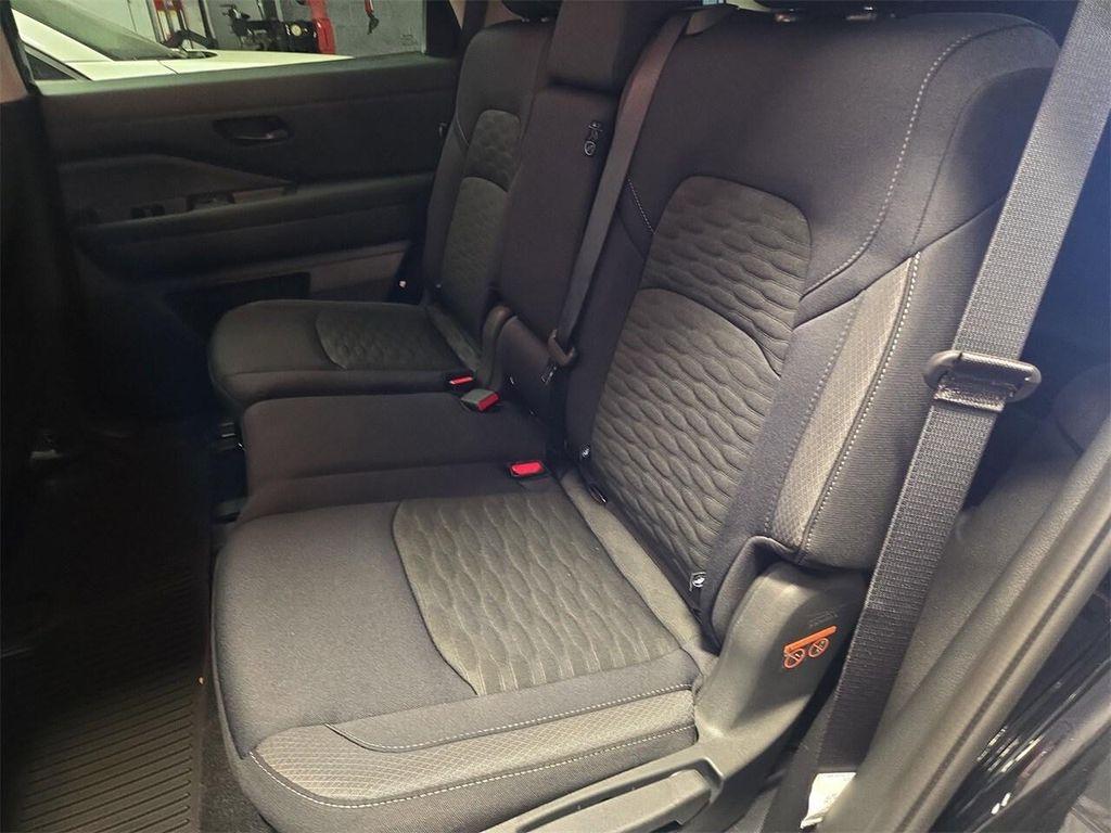 new 2025 Nissan Pathfinder car, priced at $41,880