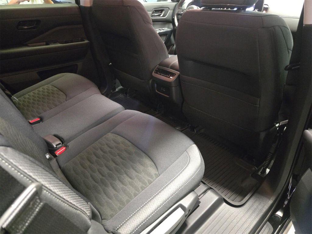 new 2025 Nissan Pathfinder car, priced at $41,880