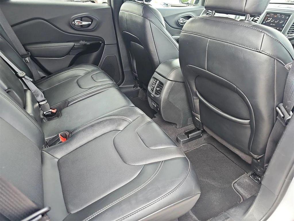 used 2023 Jeep Cherokee car, priced at $22,070