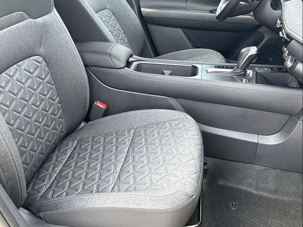 new 2025 Nissan Kicks car, priced at $25,595