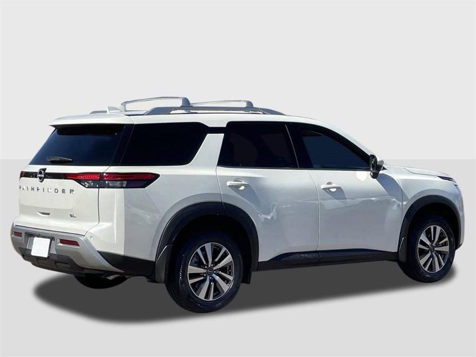 new 2024 Nissan Pathfinder car, priced at $42,825