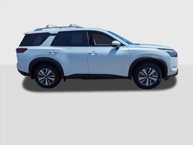 new 2025 Nissan Pathfinder car, priced at $45,015