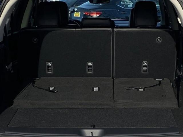 new 2025 Nissan Pathfinder car, priced at $45,015