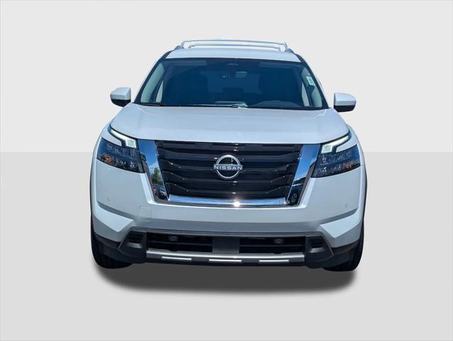 new 2025 Nissan Pathfinder car, priced at $45,015