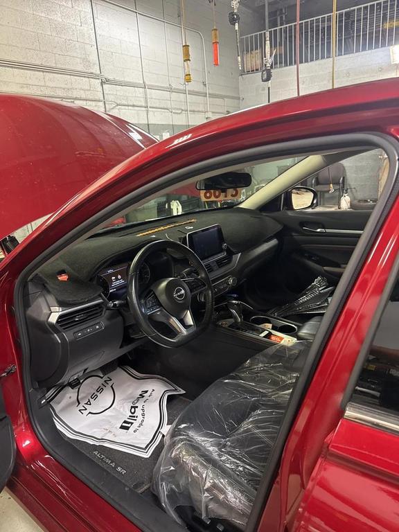 used 2023 Nissan Altima car, priced at $22,102