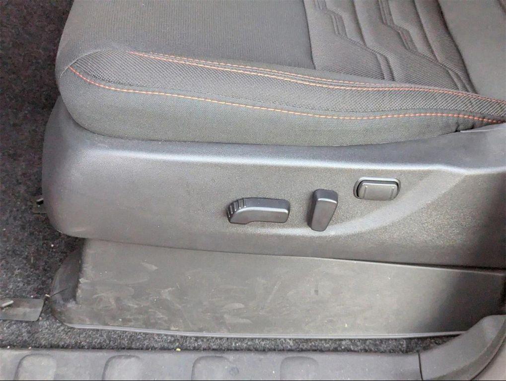 new 2025 Nissan Frontier car, priced at $46,110