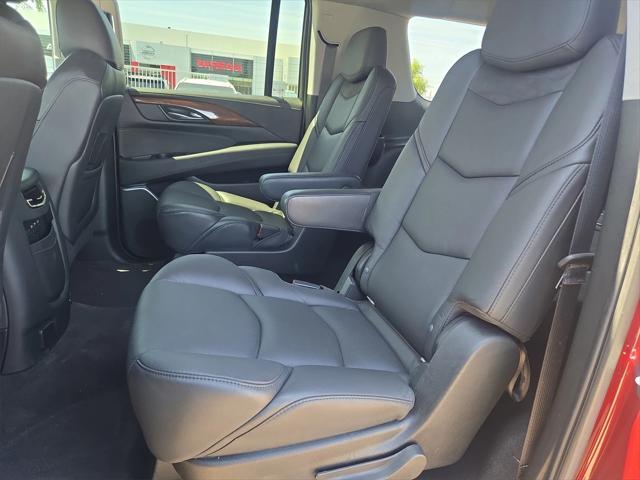 used 2020 Cadillac Escalade ESV car, priced at $42,586