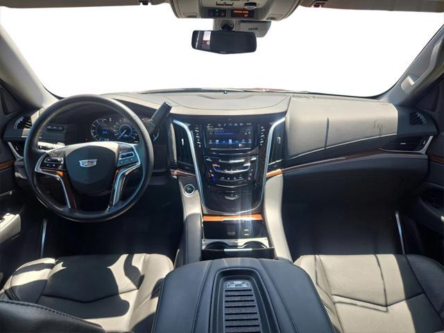used 2020 Cadillac Escalade ESV car, priced at $42,586