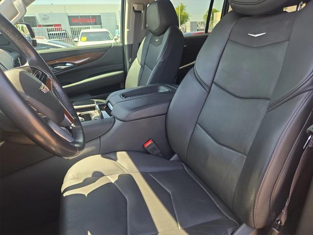 used 2020 Cadillac Escalade ESV car, priced at $42,586