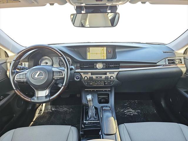 used 2017 Lexus ES 300h car, priced at $17,888