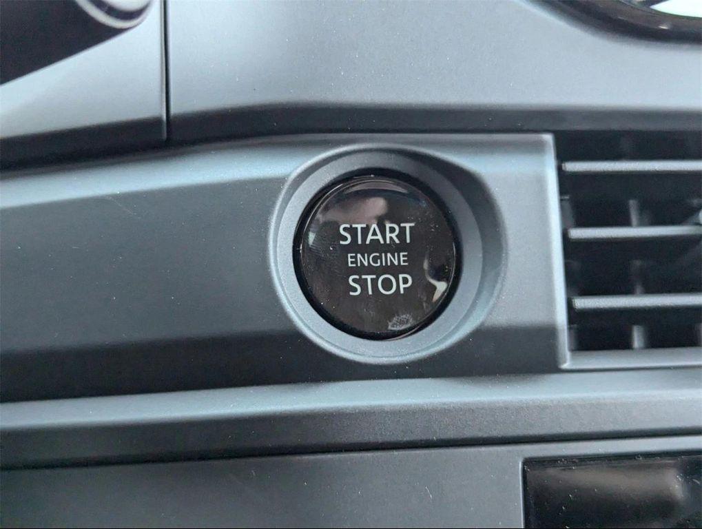 new 2025 Nissan Pathfinder car, priced at $38,475