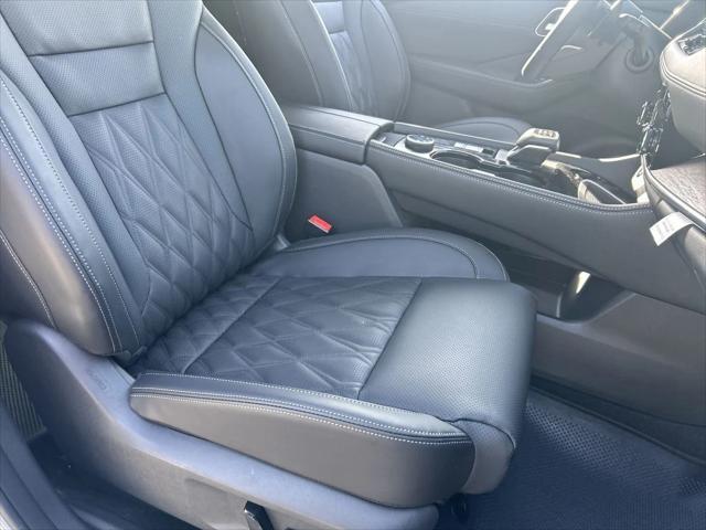 new 2025 Nissan Rogue car, priced at $43,725