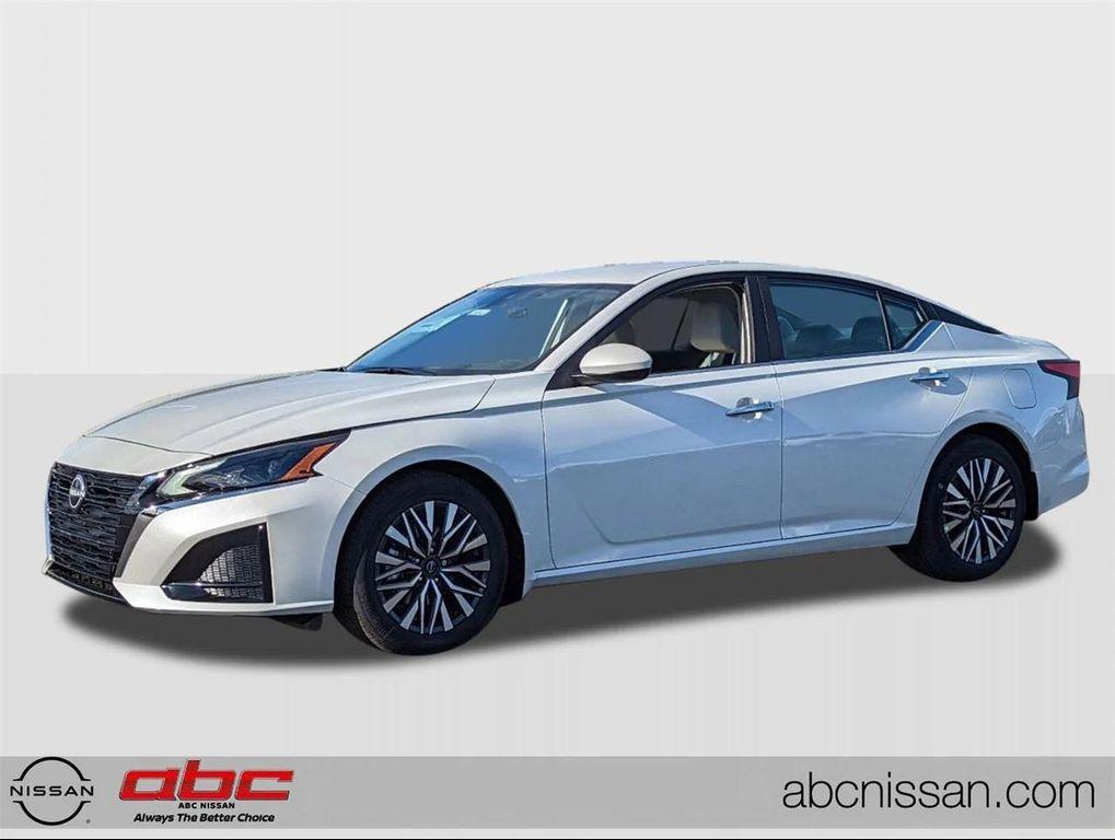 new 2025 Nissan Altima car, priced at $30,020