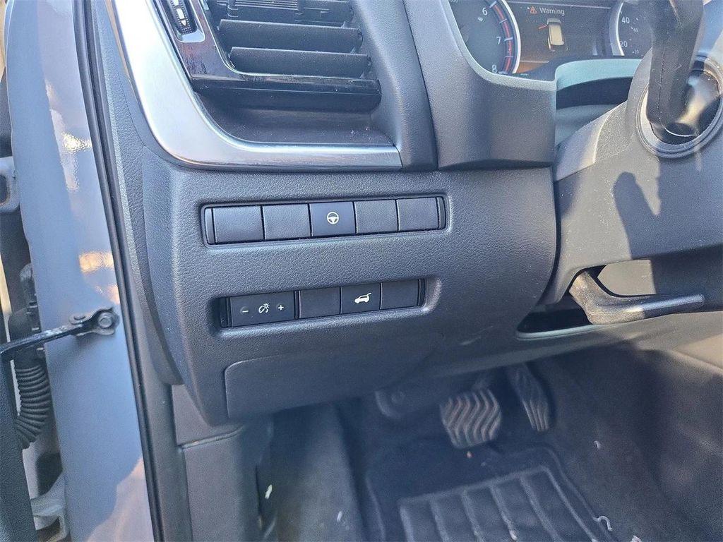 used 2021 Nissan Rogue car, priced at $18,786