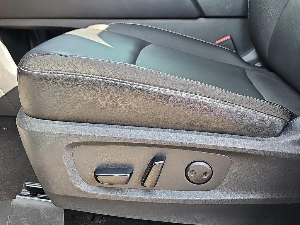 used 2023 Nissan Pathfinder car, priced at $27,152