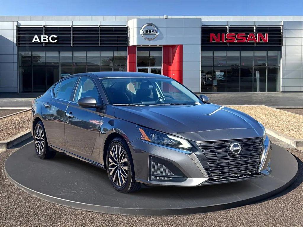 used 2023 Nissan Altima car, priced at $15,995